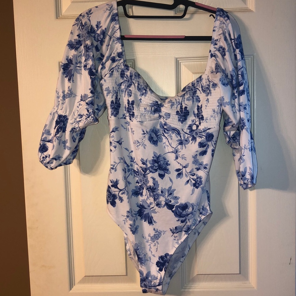 Urban outfitters bodysuit, NEVER worn, Size M